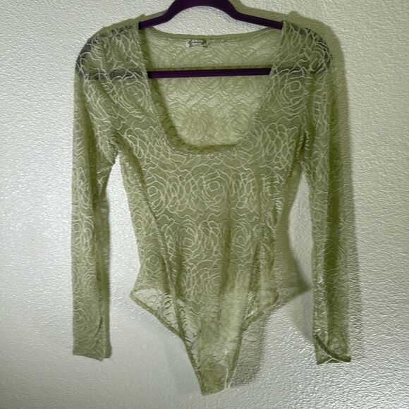NWOT- Free People- in my head sage green sheer lace bodysuit- Size XS - Picture 4 of 11